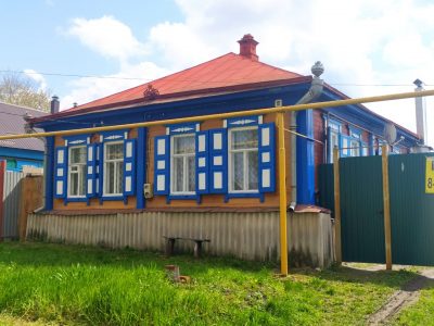 Продам дом со всеми удобствами в г.Бутурлиновка по ул.Красная